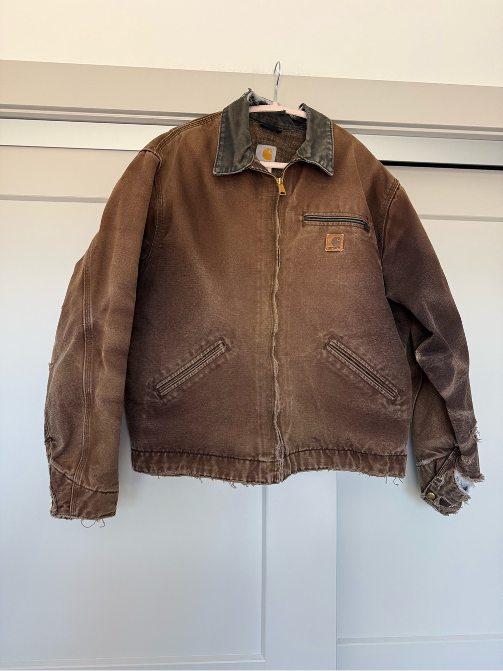 Carhartt J97 Detroit Jacket in Dark Brown